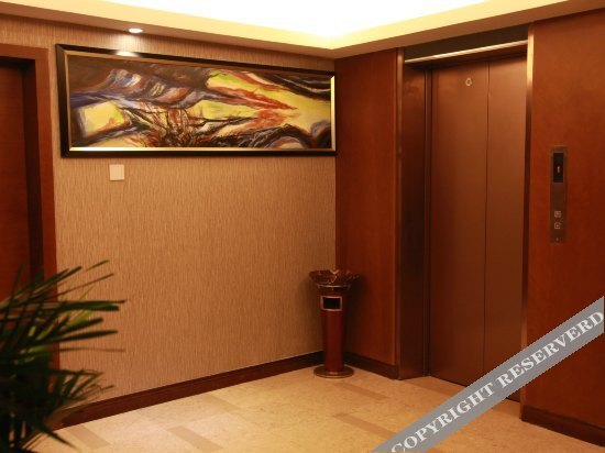 Зигонг: Huidong Longchen Hotel