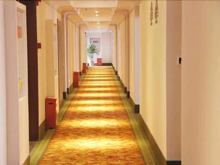 Чунцин: Greentree Inn Chongqing North Railway Station Express Hotel