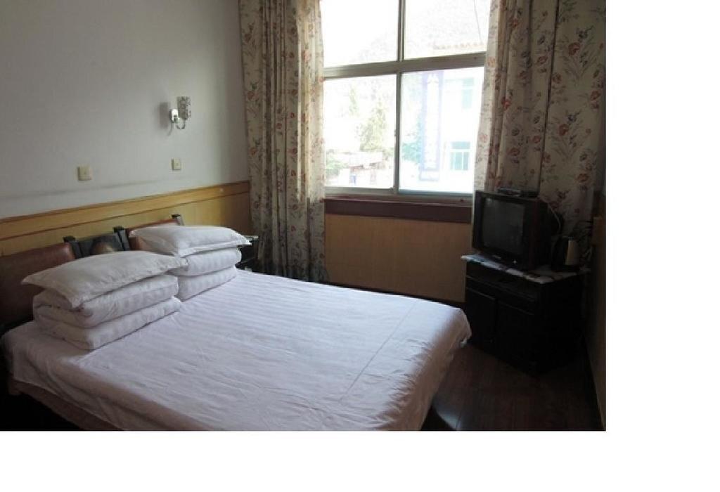 Вэйнань: Huashan Lanyue Youth Hostel