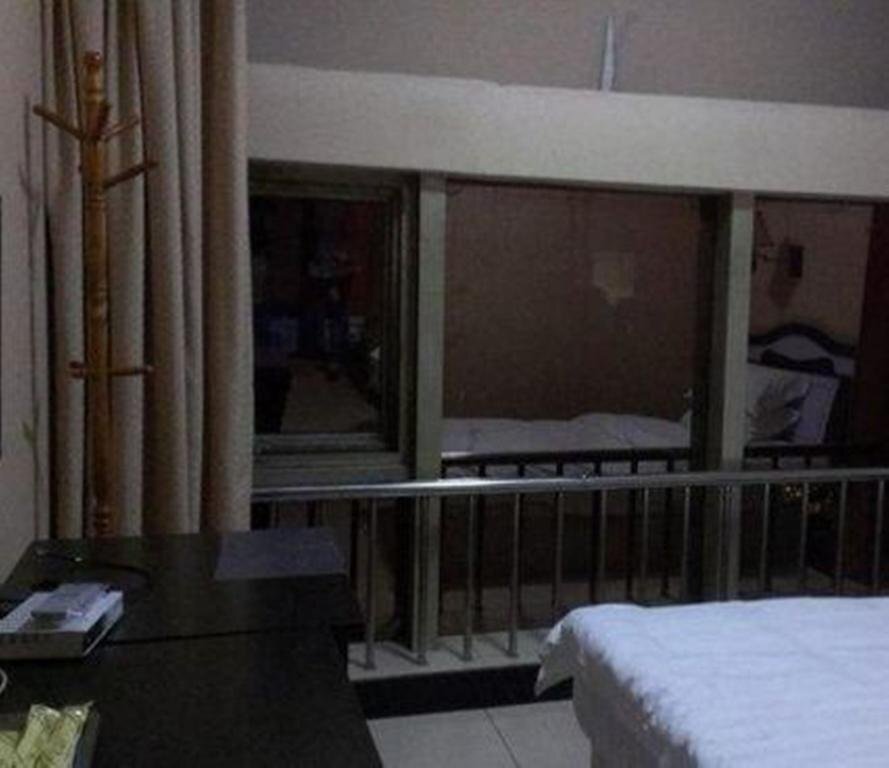 Зигонг: Zigong Baiyun Hotel