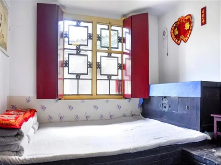 Цзиньчжун: Xusheng Inn