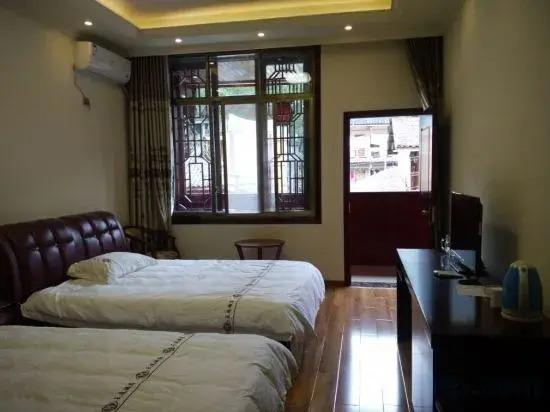Яань: Ya'an Shangli Tianyi Hotel
