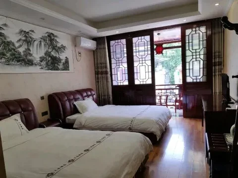 Яань: Ya'an Shangli Tianyi Hotel