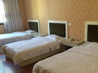 Яань: Shimian Mingrenju Inn