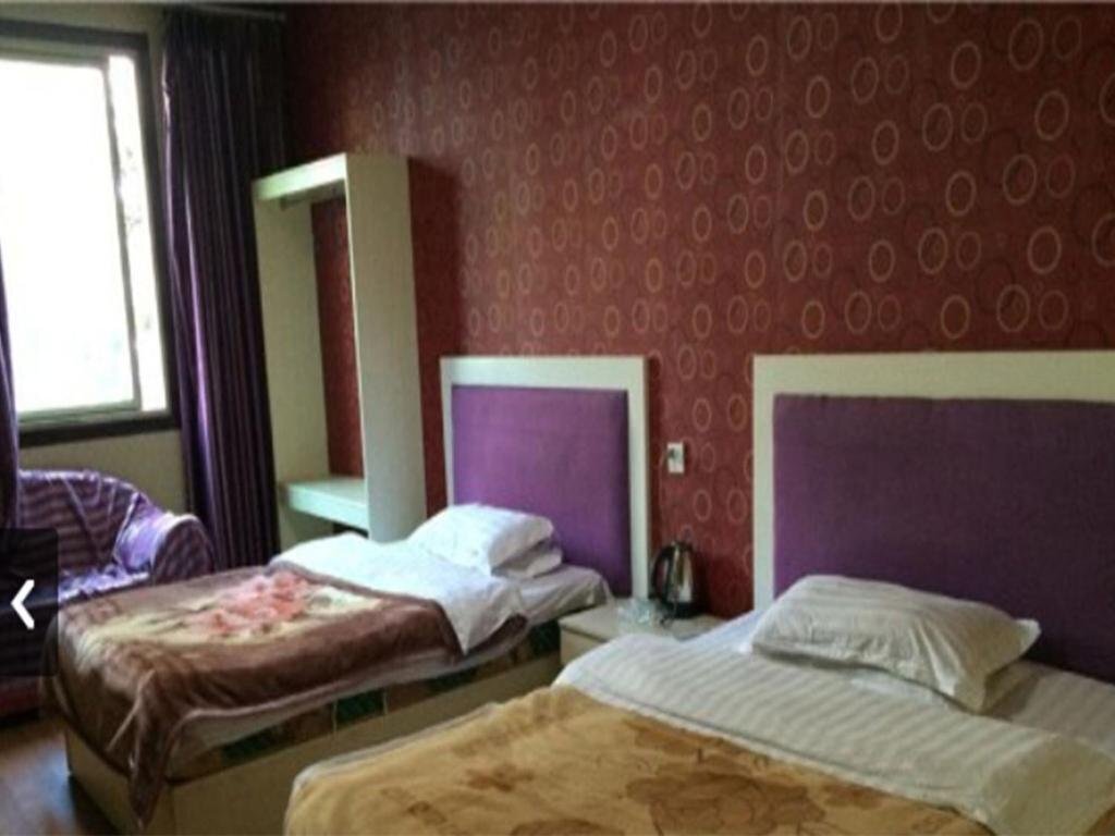 Яань: Shimian Mingrenju Inn