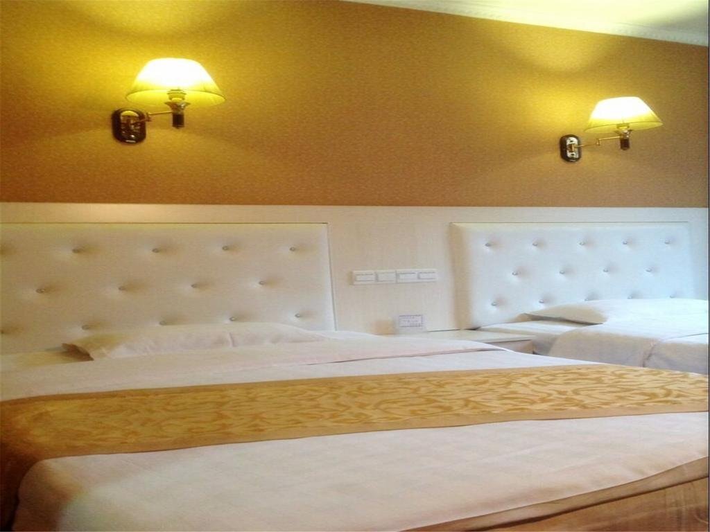 Лучжоу: Luzhou Naxi Inn