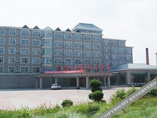 Байшань: Jilin Shanjiang Hotel