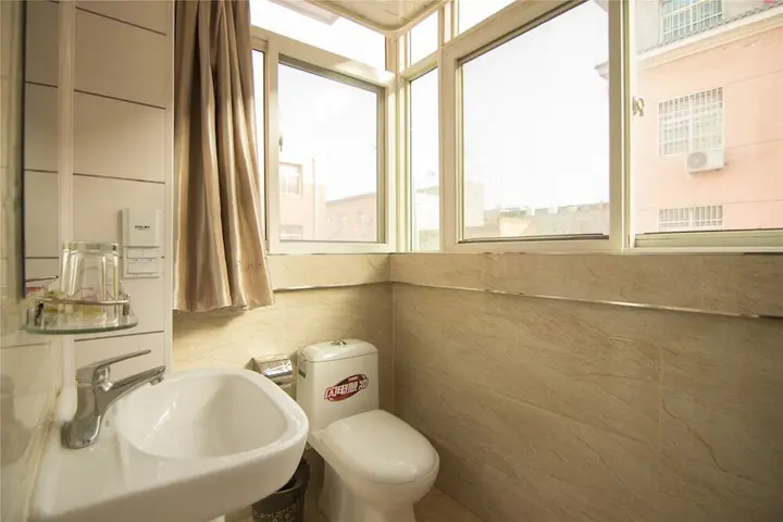 Сяньян: Xinhang Business Inn