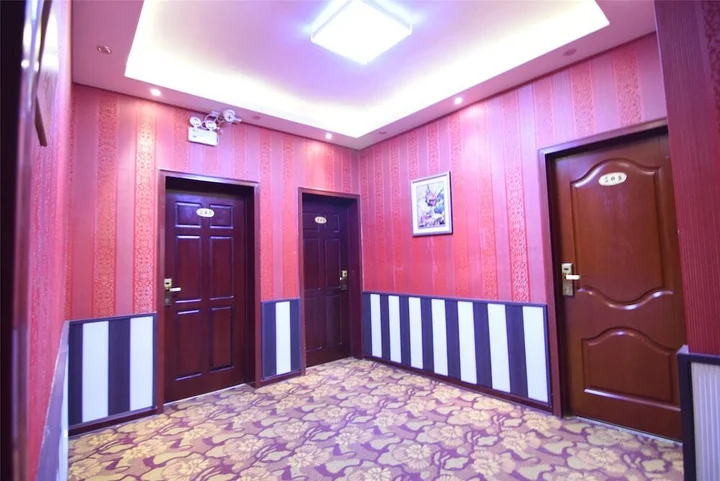 Сяньян: Xinhang Business Inn