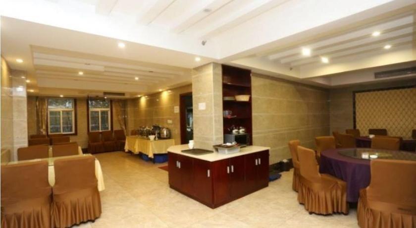 Наньчун: Jinyu Lidu Holiday Hotel