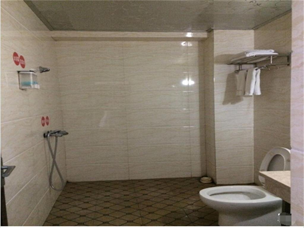 Лучжоу: Luzhou Xincheng Business Inn