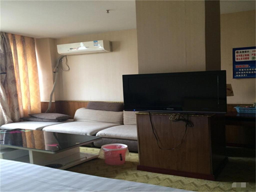 Лучжоу: Luzhou Xincheng Business Inn
