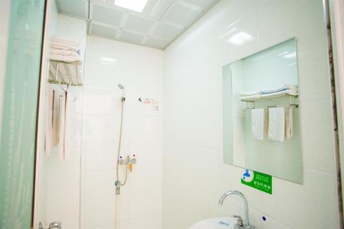 Чжанцзяцзе: Zhangjiajie Fengshang 32 Inn