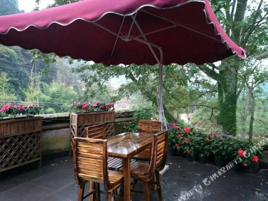 Ya'an Yijia Coffee Inn — фото 4
