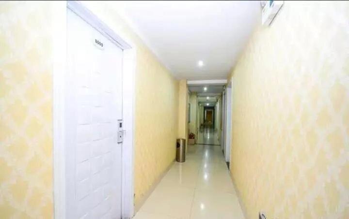 Суцянь: Wanhao Bussiness Hotel Siyang