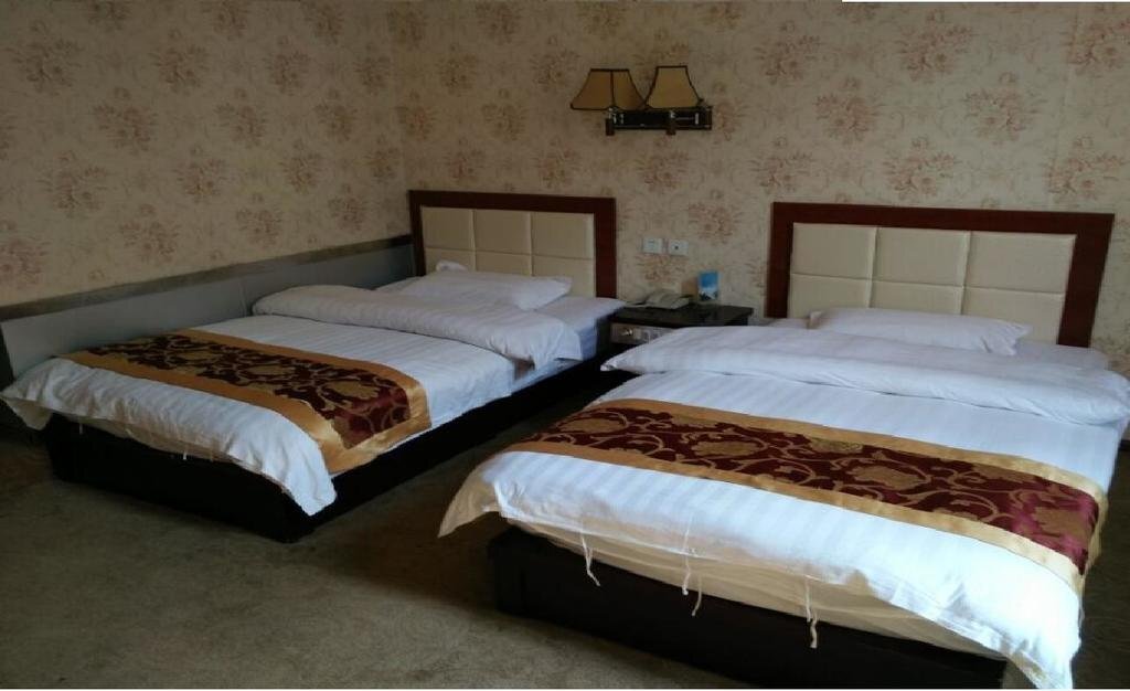 Лоян: Huayu Business Hotel