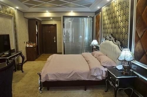 Лоян: Luoyang Fengtaihaodi Theme Hotel