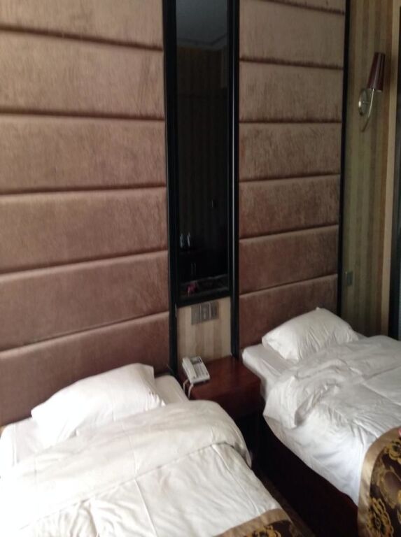 Лоян: Luoyang Fengtaihaodi Theme Hotel