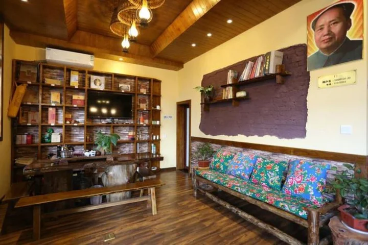 Чжанцзяцзе: Zhangjiajie Yuanlaiju Inn