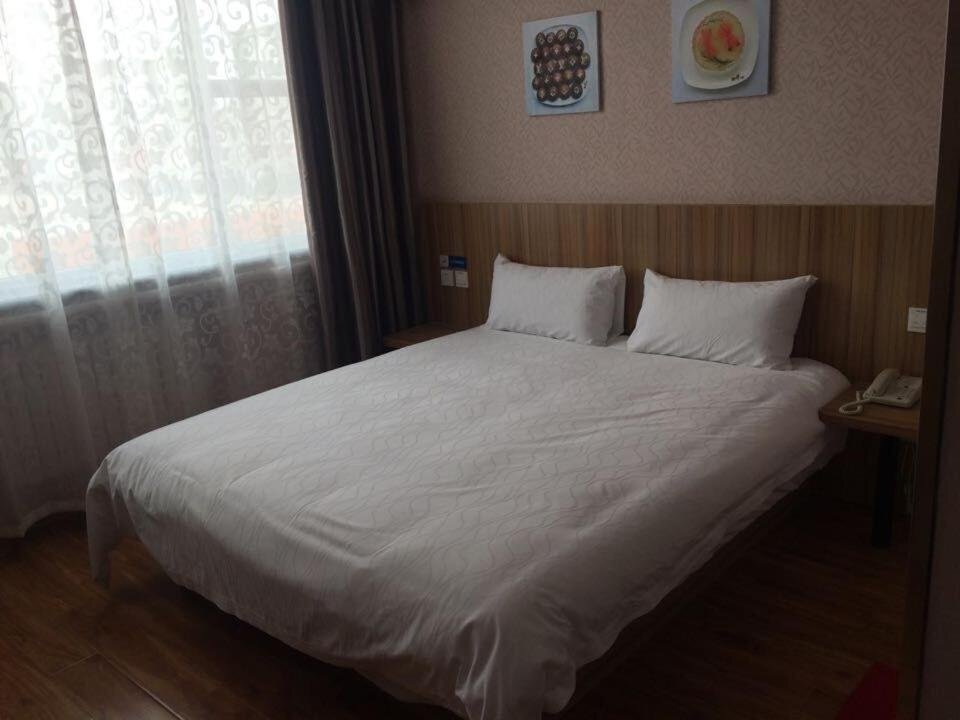 Синтай: Eaka 365 Hotel Neiqiu East Zhenxing Road Branch