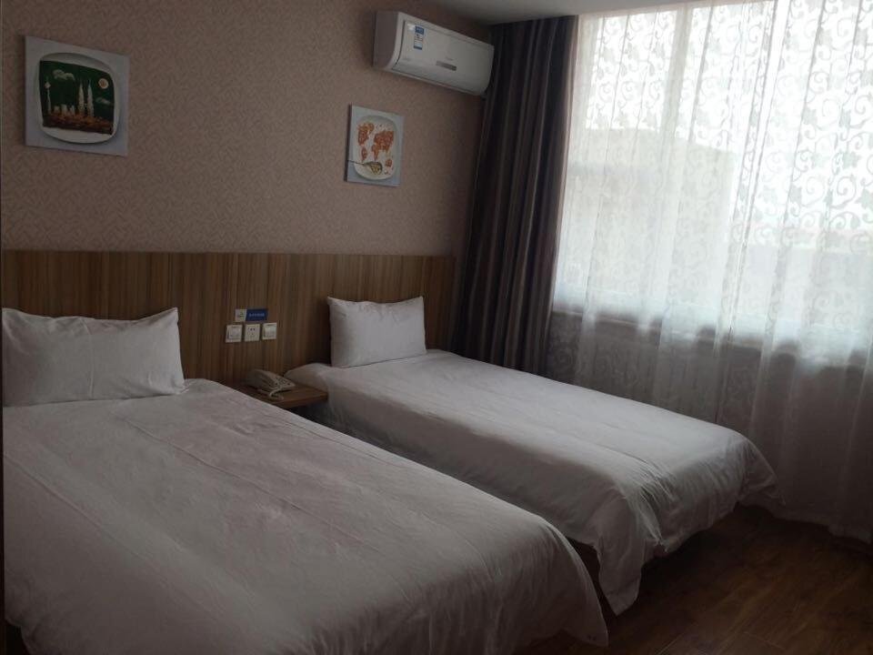 Синтай: Eaka 365 Hotel Neiqiu East Zhenxing Road Branch