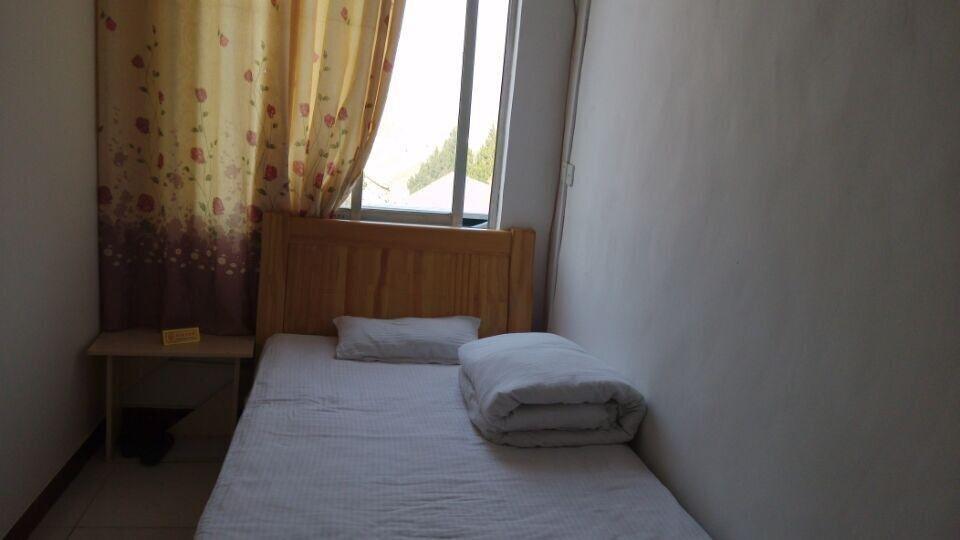 Цзинин: Weishan Lake Wanchun Inn