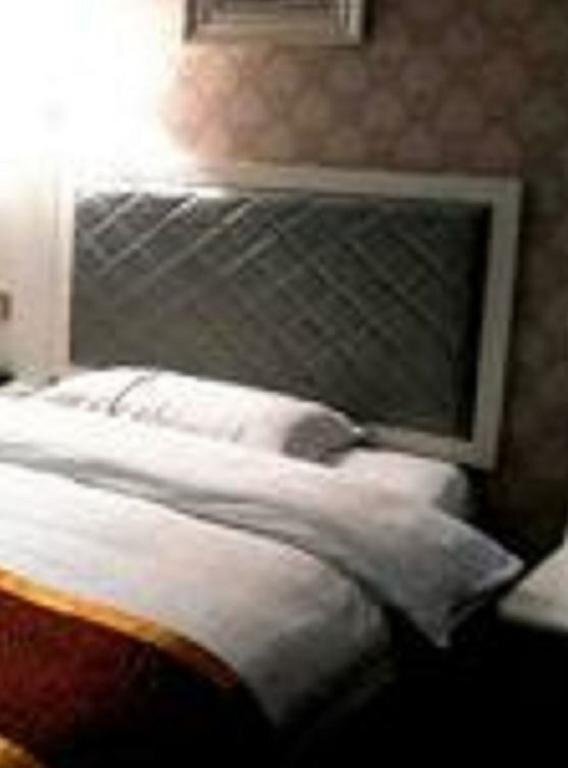 Фуян: Fuyang Mogen Fashion Hotel