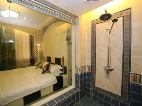 Чжанцзяцзе: Miss Inn Old Time Branch