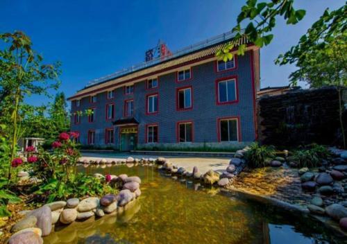 Лешан: Emeishan Yage Hotel