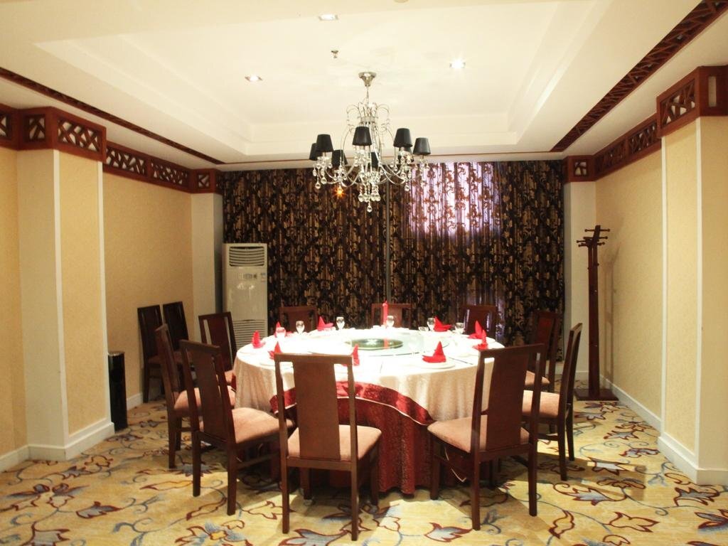 Хуаншань: Yellow Mountain Zhongrui Huayi Hotel