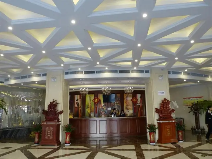 Аньцин: Tianzhu Mountain Buckingham Palace Hotel