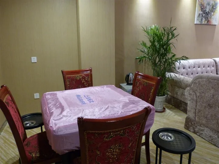 Аньцин: Tianzhu Mountain Buckingham Palace Hotel