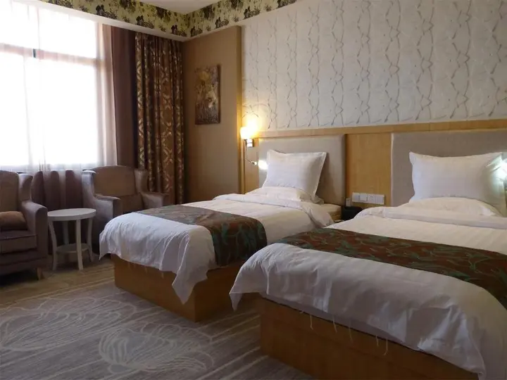 Аньцин: Tianzhu Mountain Buckingham Palace Hotel