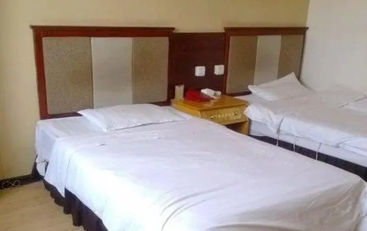 Суцянь: Zhongyuan Inn