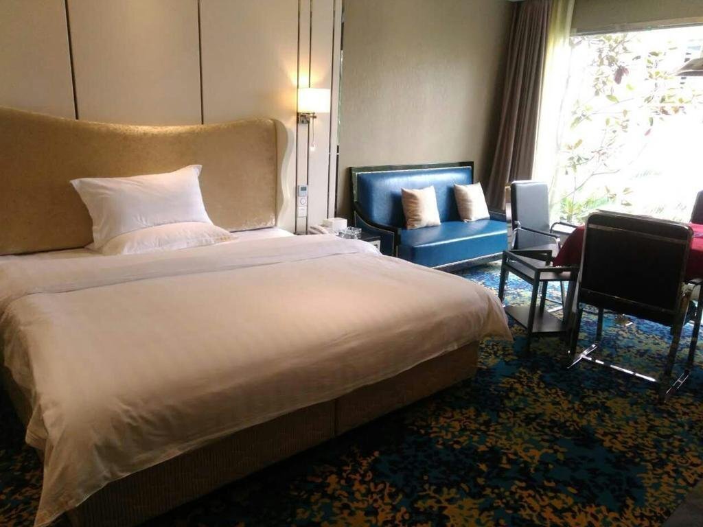 Neijiang: Langui Yipin Hotel