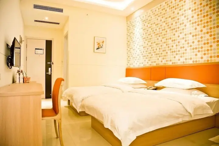 Кайфын: Xingrui Chain Hotel Kaifeng Tongxu Wenwei Road