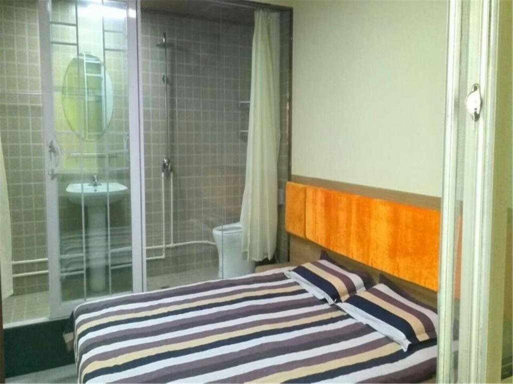 Цзинин: Qufu Taotao Hotel
