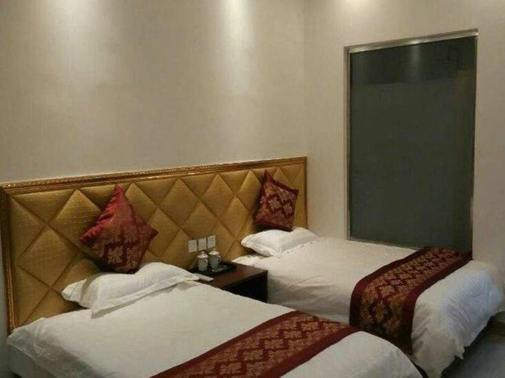 Яань: Yaan Ruianju Hotel