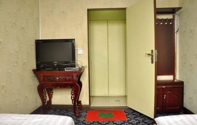Цзиньчжун: Fanzhai Hostel
