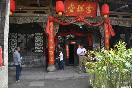 Цзиньчжун: Fanzhai Hostel