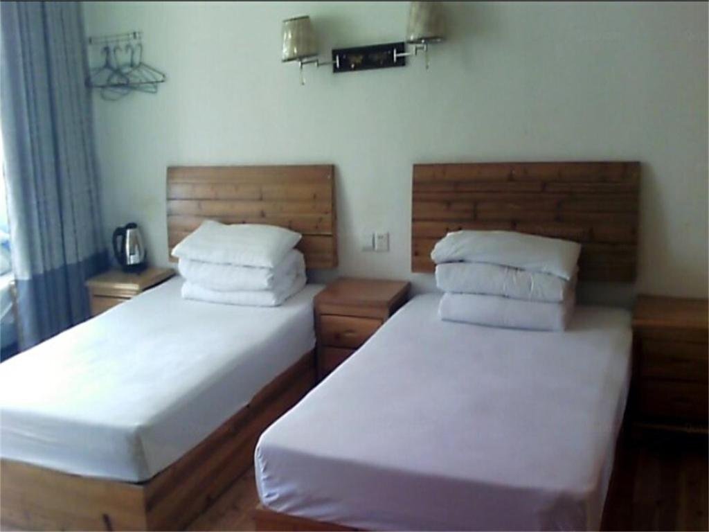 Шанграо: Shangrao Wuyuan Xianghe Inn