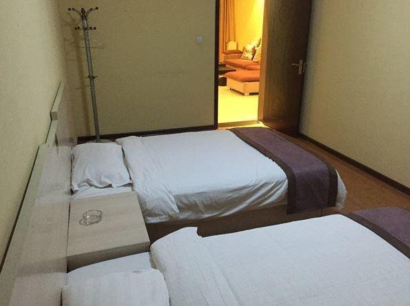 Вэйнань: Weinan Hua Long Sunshine Express Inn