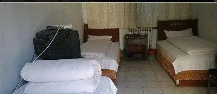 Хецзе: Zhongxing Inn