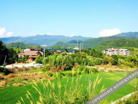 Наньпин: Zhouzhuang Inn