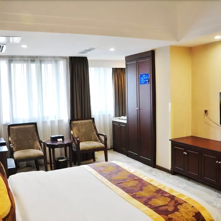 Чэнду: Longcheng Hotel