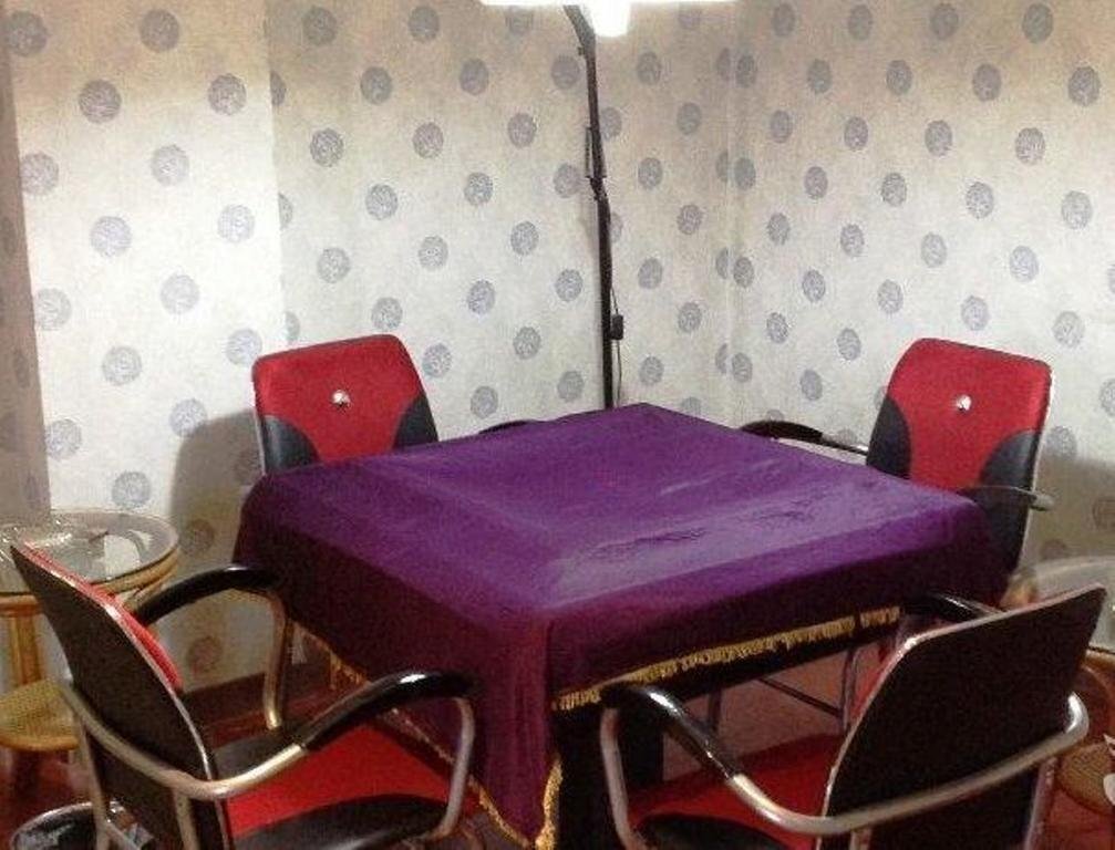 Чжэнчжоу: Shengjia Fashion Business Hotel