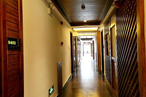 Чжанцзяцзе: Zhangjiajie Wulingju Hotel