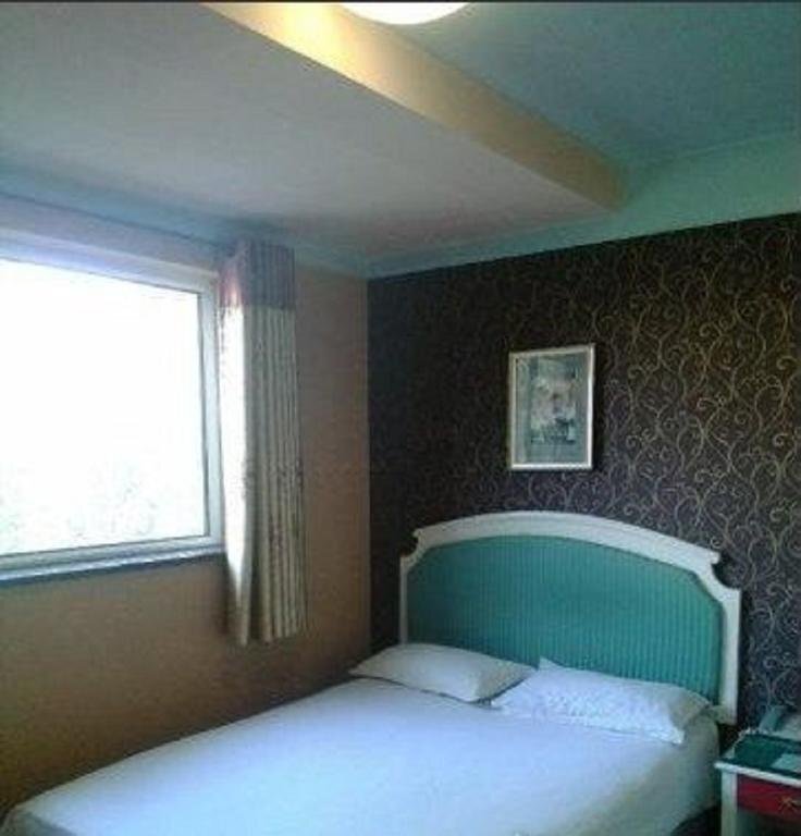 Вэйфан: Weifang Baiyi Simple Business Hotel (Wanda Plaza)