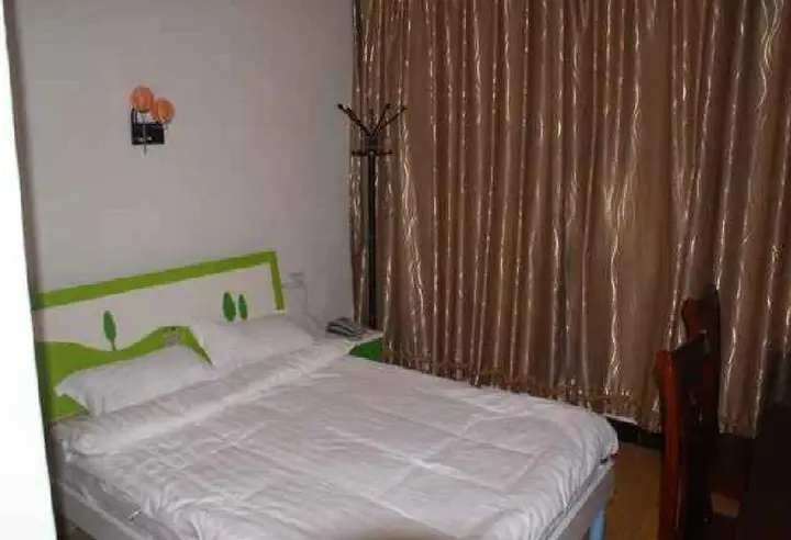 Лоян: Xingguang Inn