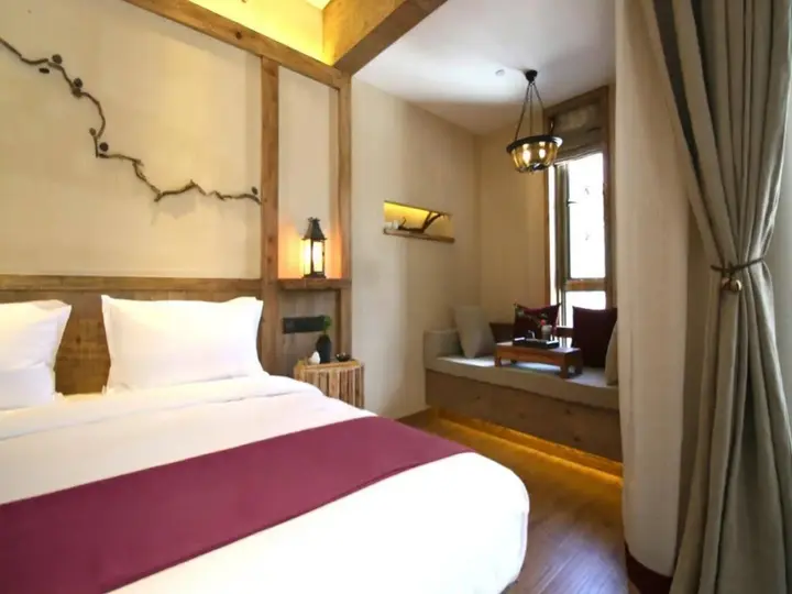 Шангри-Ла: LUX* Tea Horse Road Benzilan Hotel